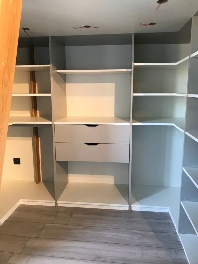 Agencement d'un dressing sous un lit mezzanine - Ardèche